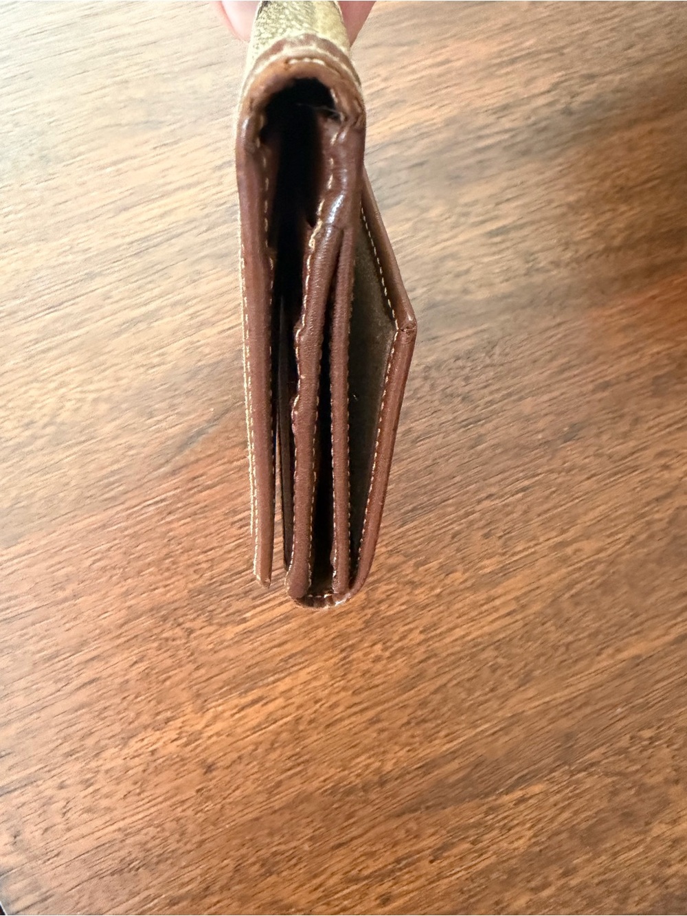Burberry Classic long folded wallet. Will include a gold chain. - Picture 10 of 10